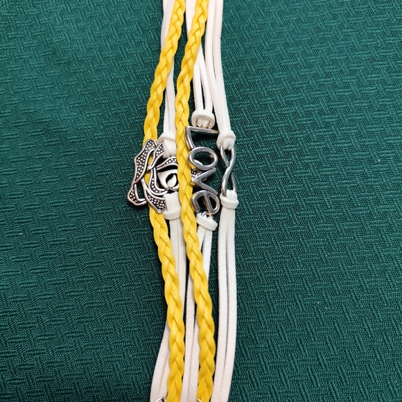 4/$20💥Multi-layer Woven Bracelet Vintage Style - Picture 2 of 3